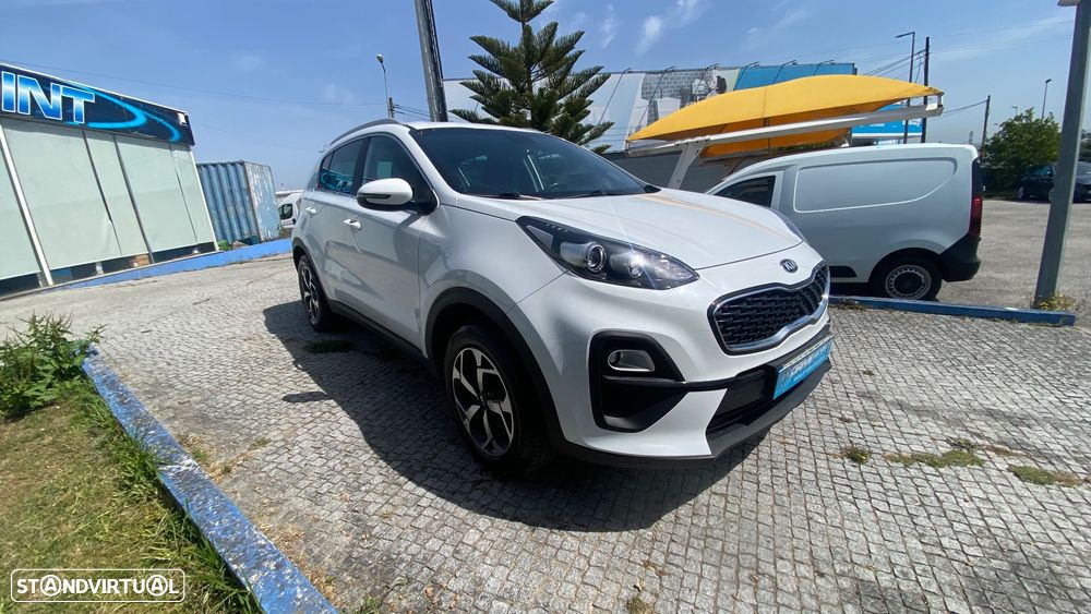 Kia Sportage 1.6 CRDI ISG Urban - 6