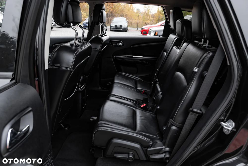 Fiat Freemont 3.6 V6 Urban - 19