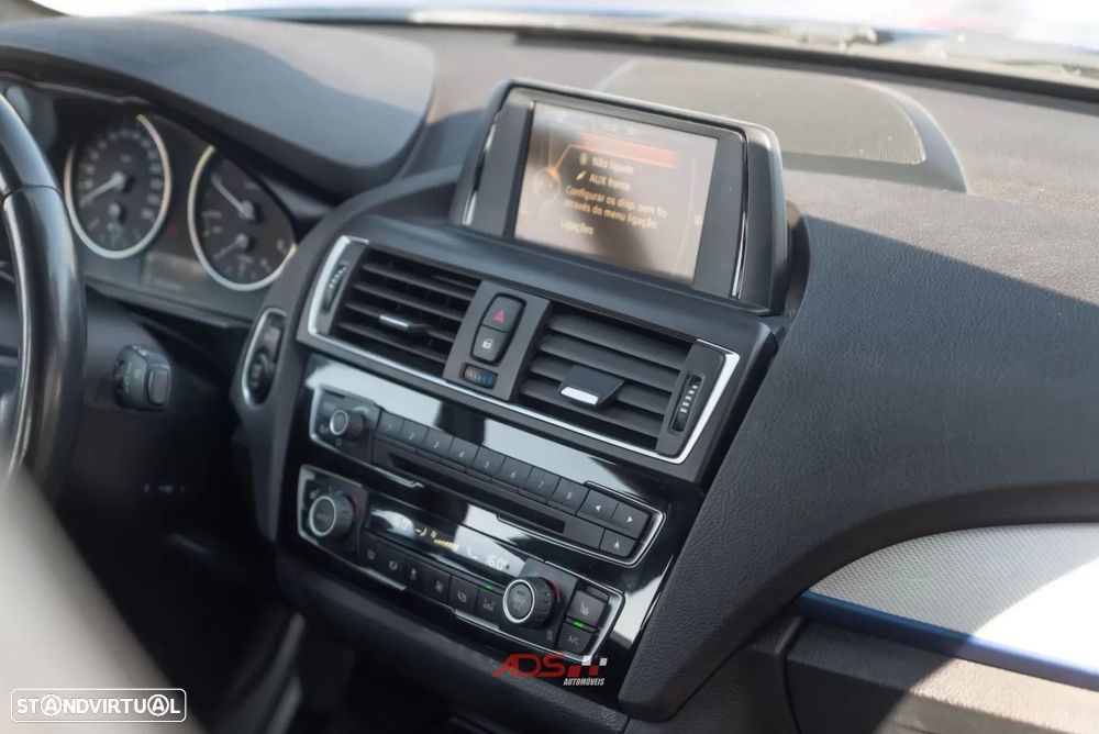 BMW 116 d Pack M - 11