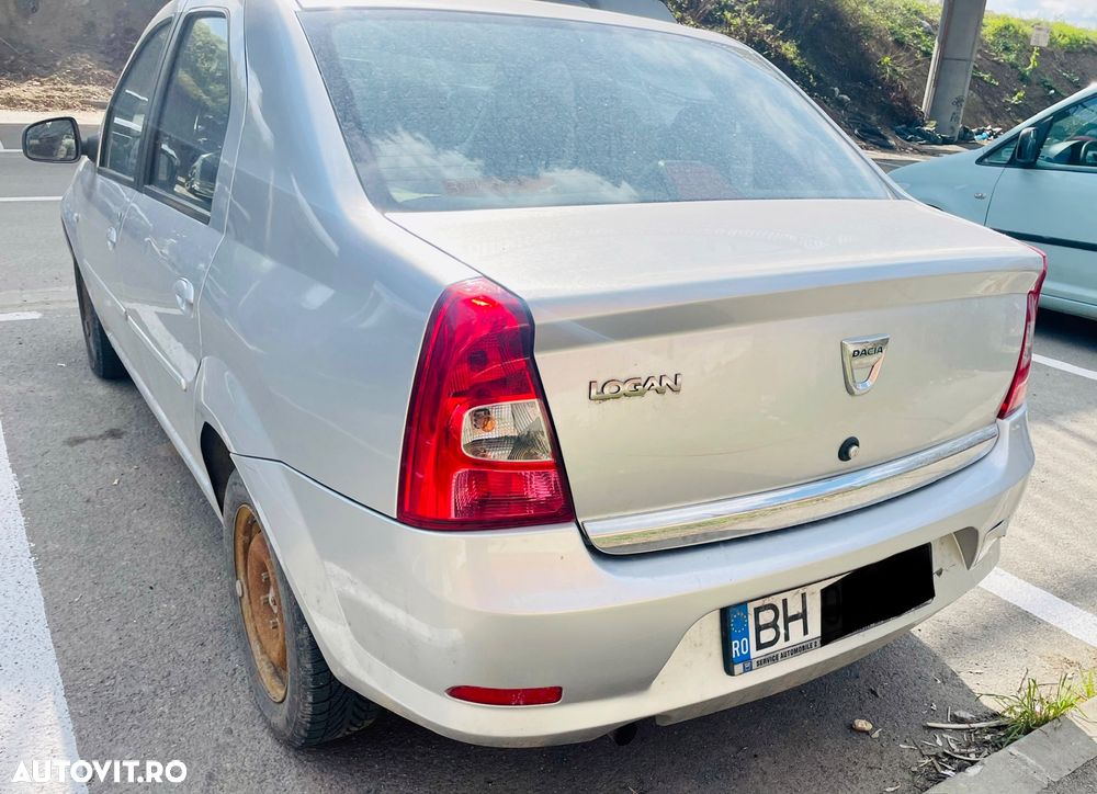 Dacia Logan 1.2 - 6