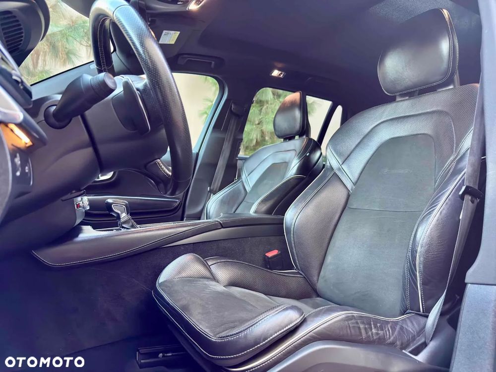 Volvo XC 90 T6 AWD R-Design 7os - 7