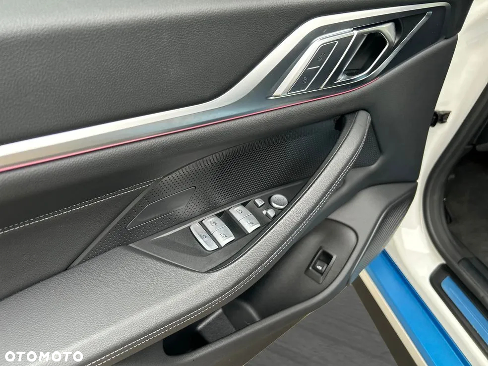 BMW i4 80.7kWh eDrive 35 - 14