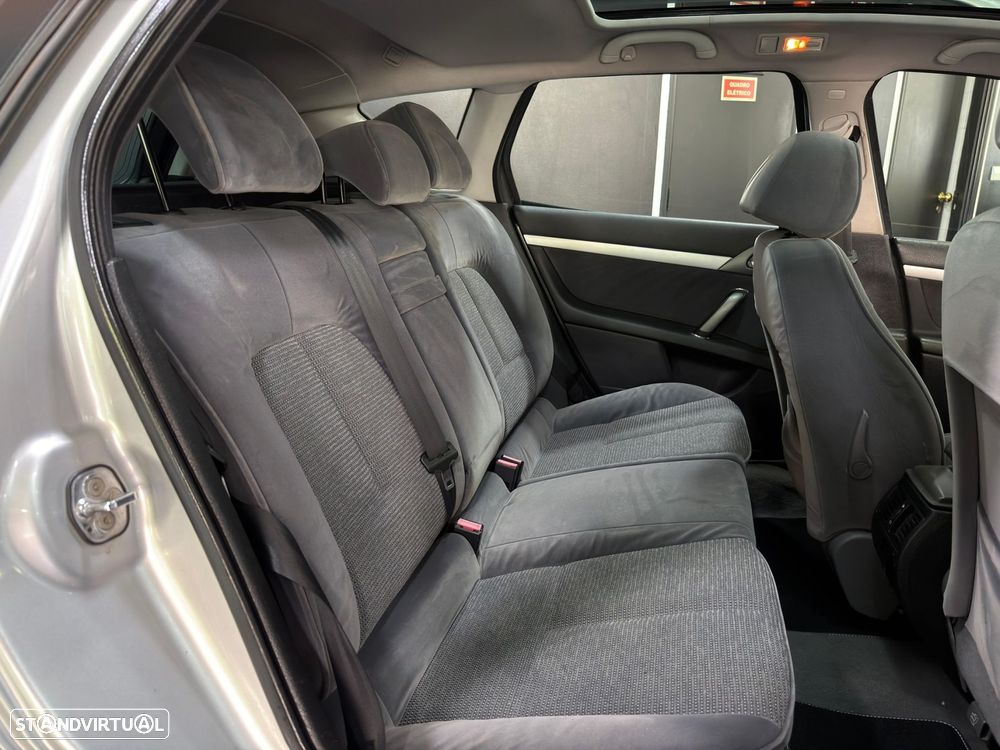 Peugeot 407 SW 1.6 HDi Premium - 22