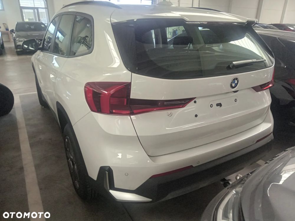 BMW X1 sDrive18d sport - 3