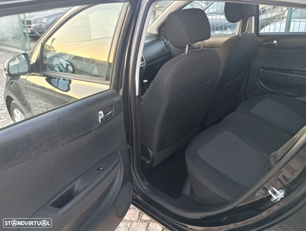 Hyundai i20 1.2 Comfort - 14