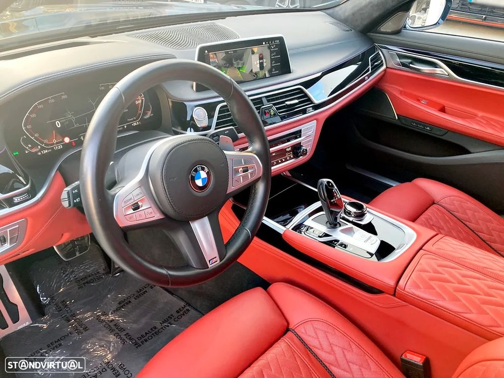 BMW 750 Li xDrive Pack M - 27