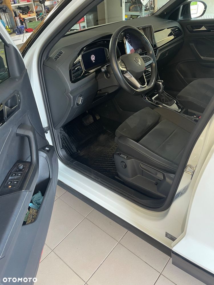 Volkswagen T-Roc - 4