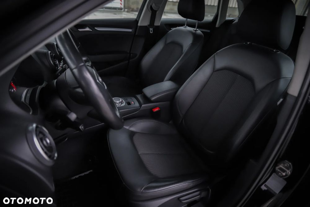 Audi A3 Sportback 1.6 TDI Ambiente - 10