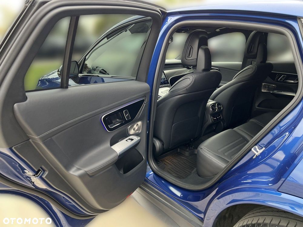Mercedes-Benz GLC 300 mHEV 4-Matic AMG Line - 17