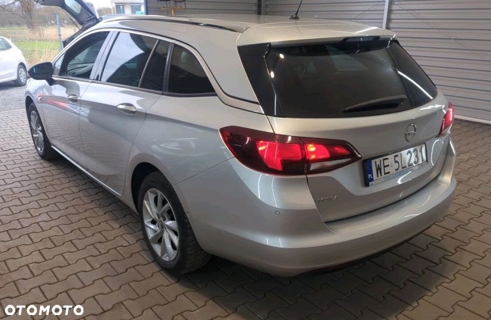 Opel Astra - 3