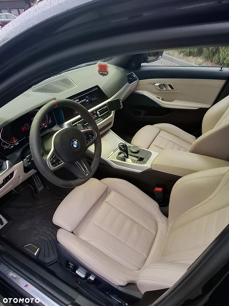 BMW Seria 3 330i - 6