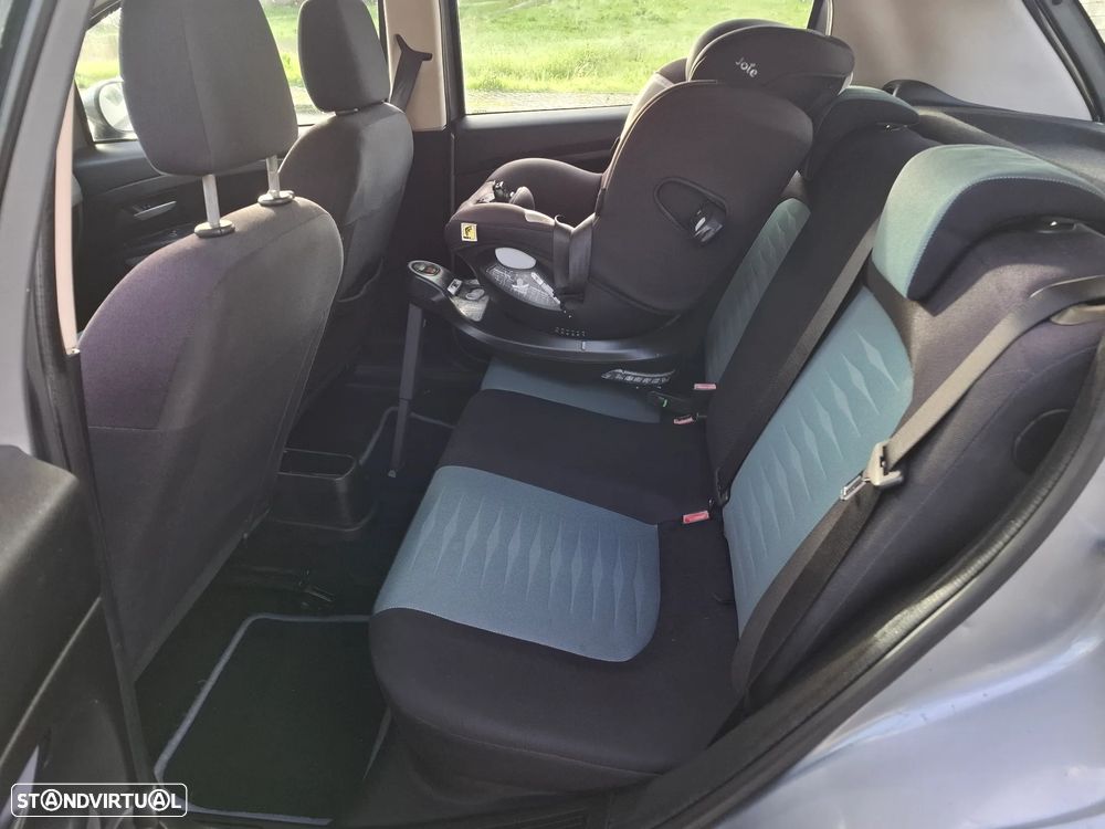 Fiat Grande Punto 1.3 M-Jet Active - 8