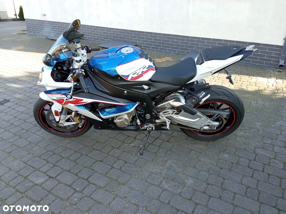 BMW S - 17