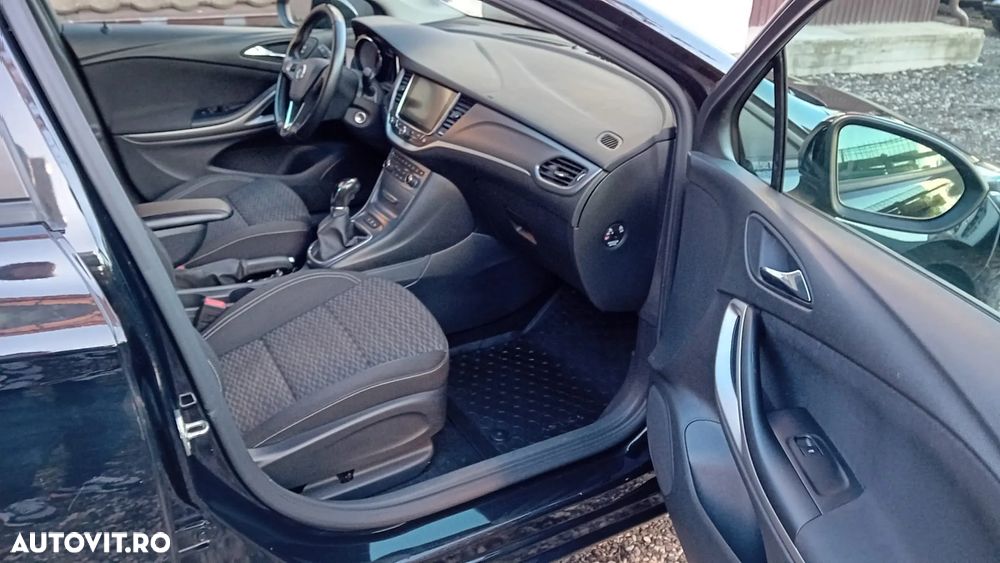 Opel Astra 1.6 D Start/Stop Innovation - 11