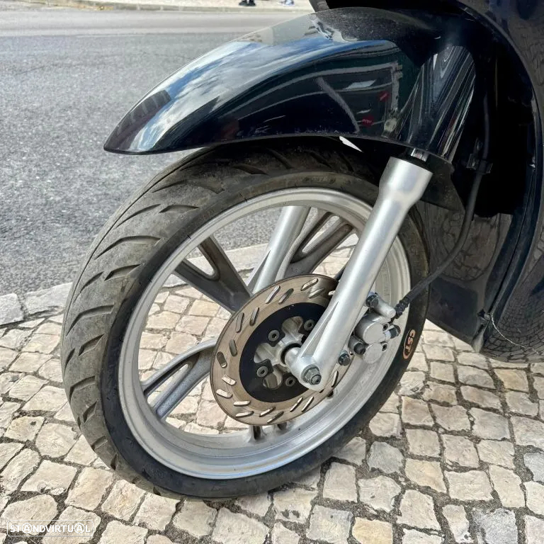 Peugeot Tweet 125 - 23