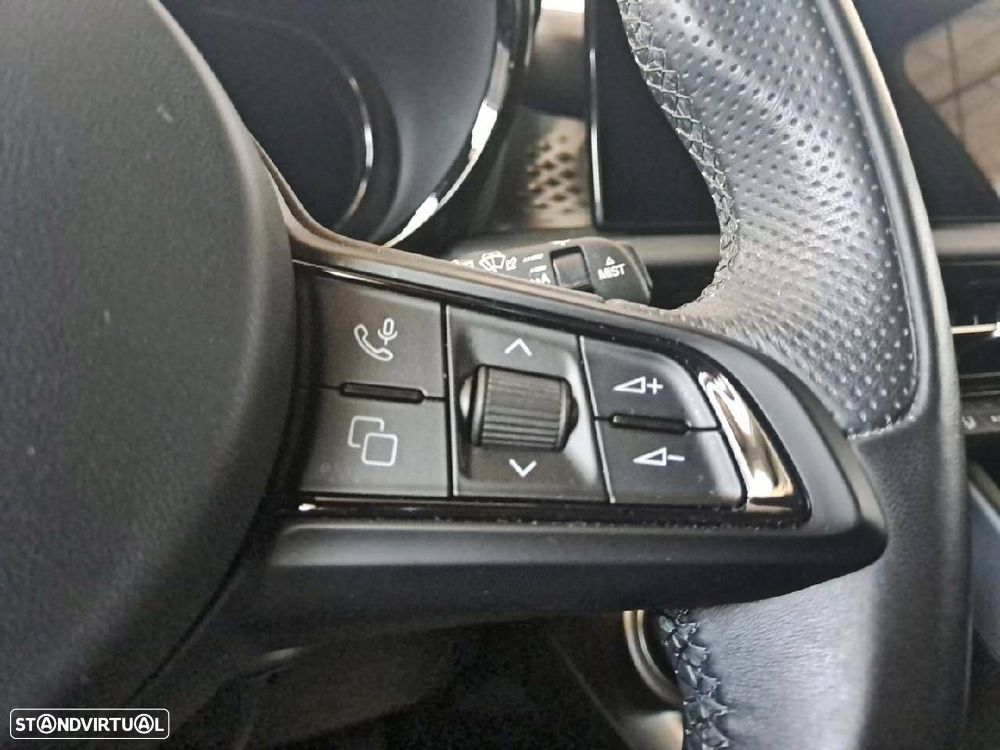 Alfa Romeo Tonale 1.5 Hybrid Sprint - 17