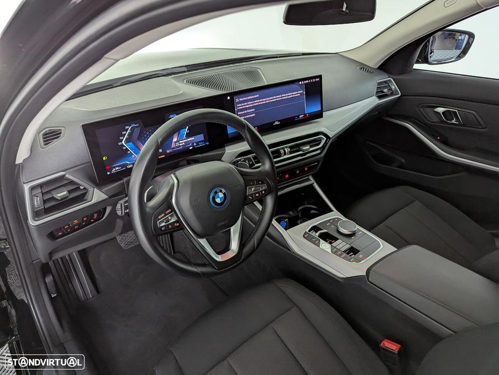 BMW 320 e Line Sport Auto - 26