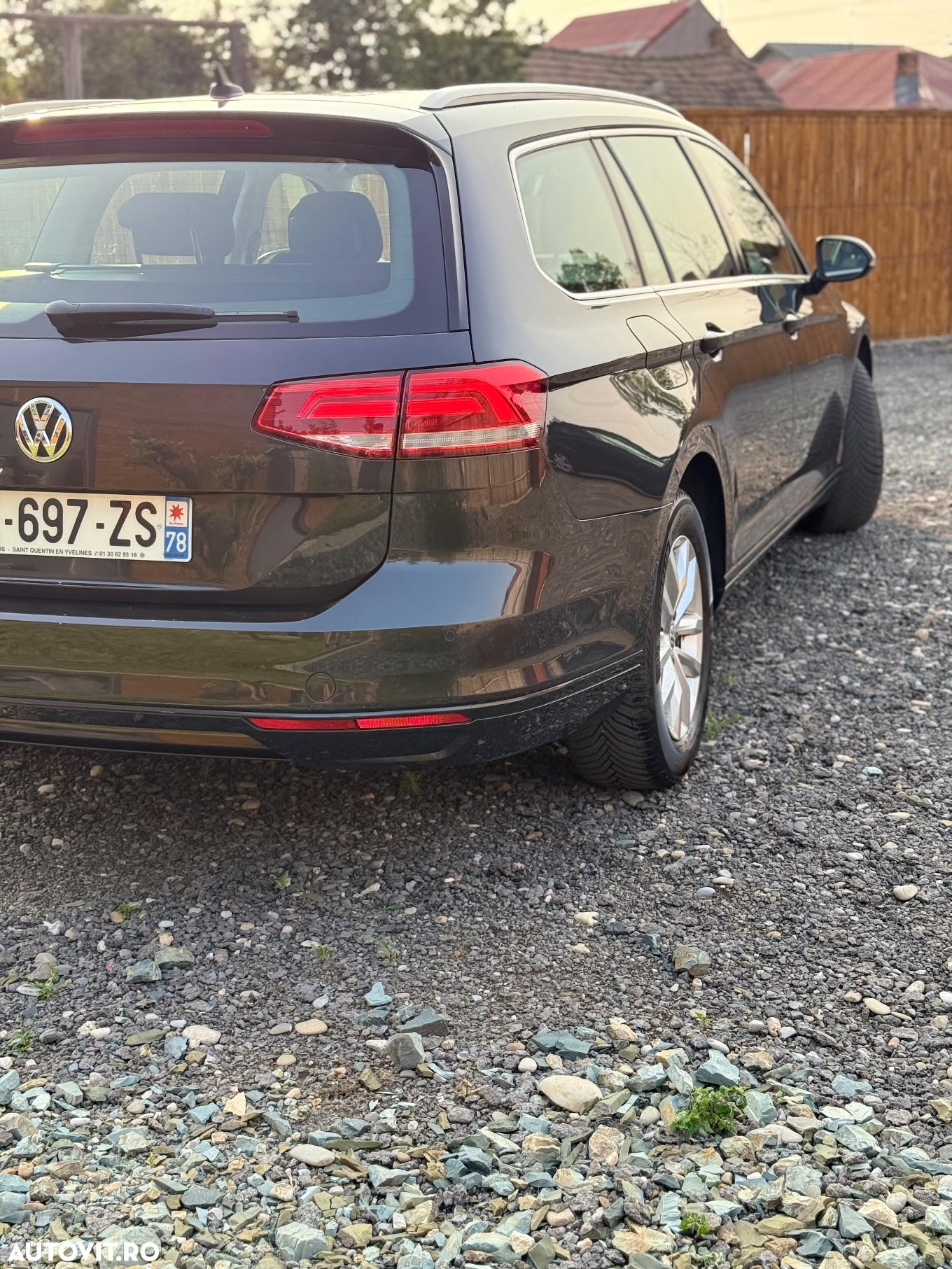 Volkswagen Passat Variant 2.0 TDI DSG Comfortline - 10