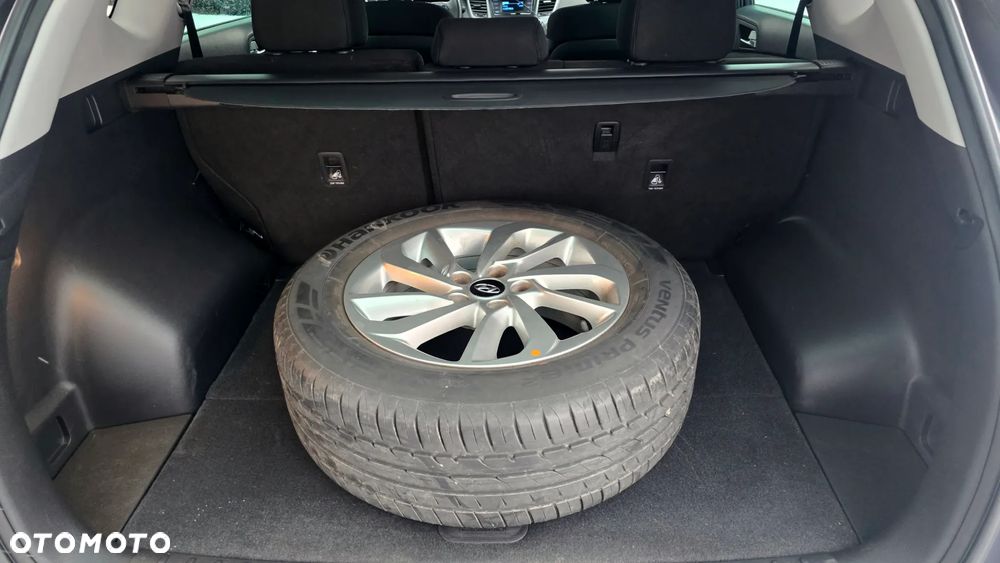 Hyundai Tucson 1.6 GDI BlueDrive Comfort 2WD - 24