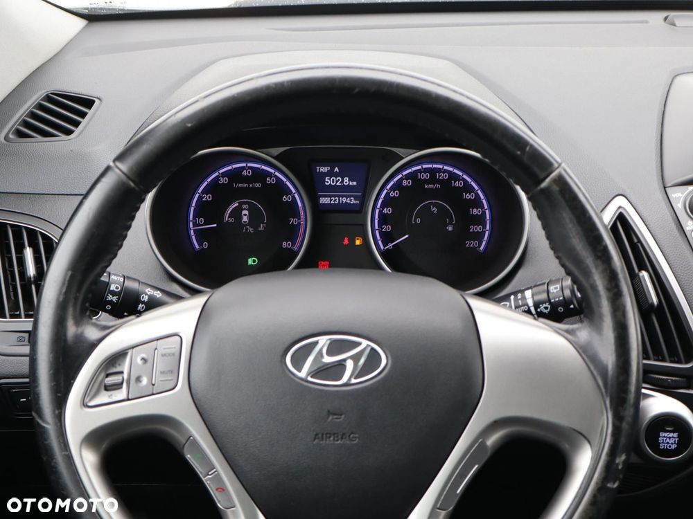 Hyundai ix35 - 11