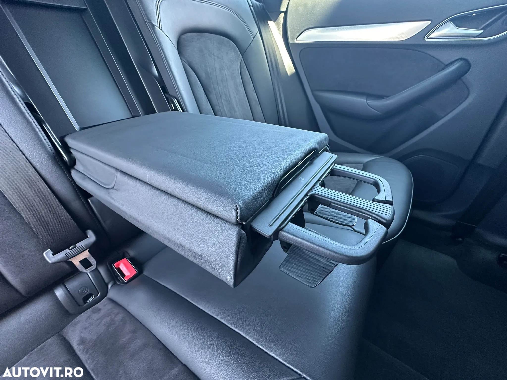 Audi Q3 2.0 TDI Quattro S-Tronic - 27
