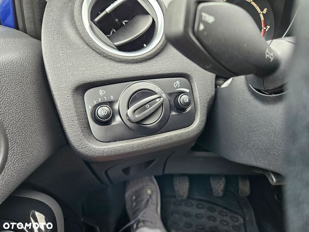 Ford Fiesta 1.0 EcoBoost STart-Stop Titanium - 16