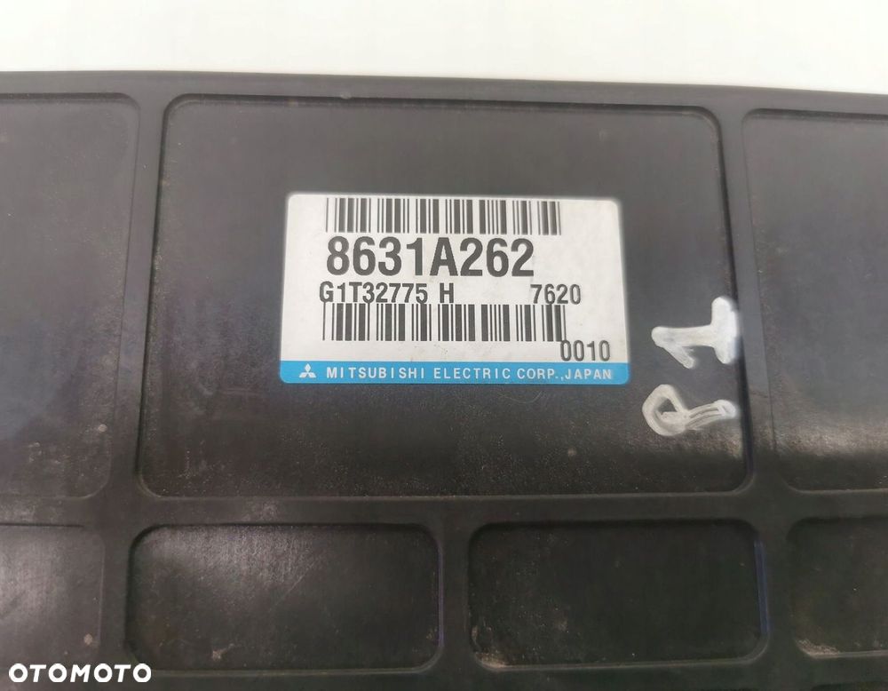 KOMPUTER MODUŁ STEROWNIK SKRZYNI MITSUBISHI PAJERO 3.2 DI-D 8631A262 - 3