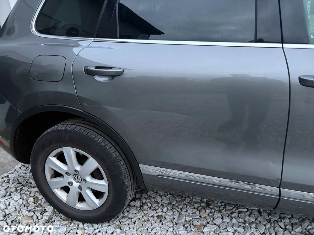 Volkswagen Touareg - 4