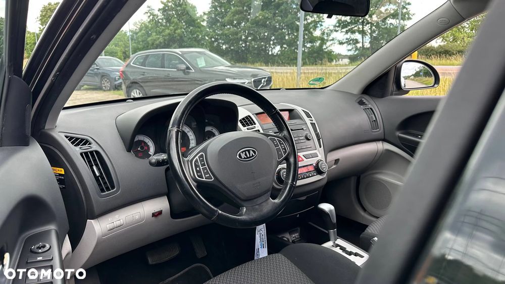 Kia Ceed 2.0 CVVT Automatik Spirit - 34