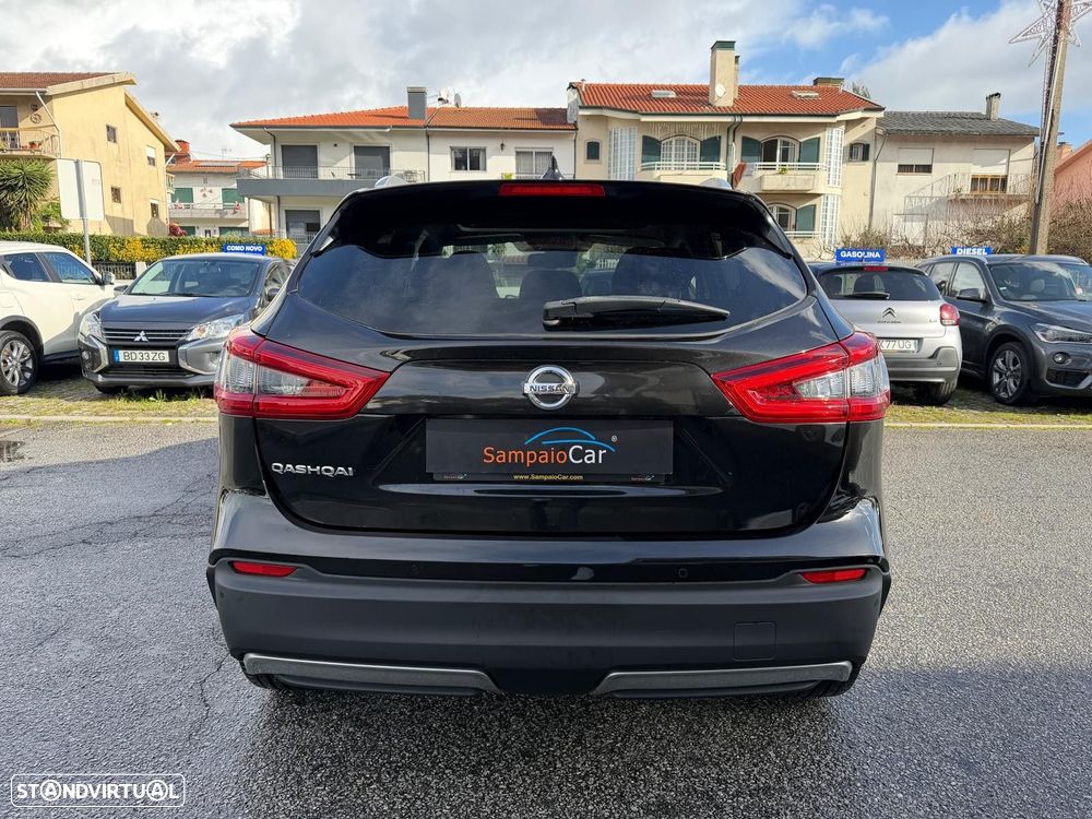 Nissan Qashqai 1.5 dCi N-Connecta 18 - 12
