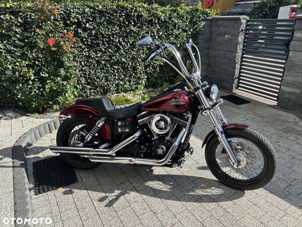Harley-Davidson Dyna Street Bob - 26