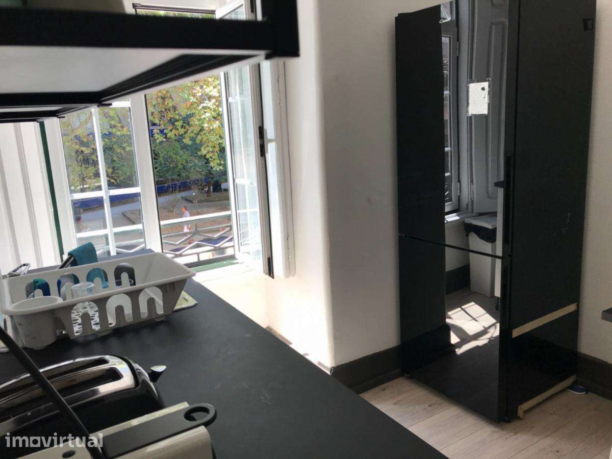 Quarto - localizado em Arroios Lisbon - Grande imagem: 5/11