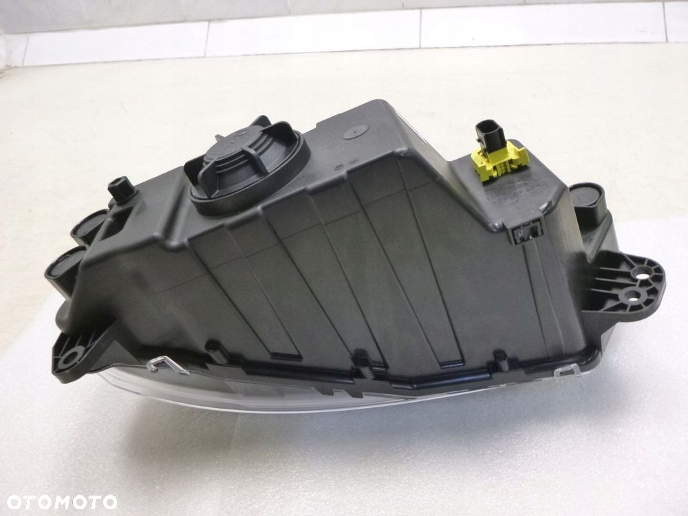 MAN TG3 NTG TGX TGS TGL HALOGEN LEWY PRZÓD 2 PIN ORYGINAŁ - 14