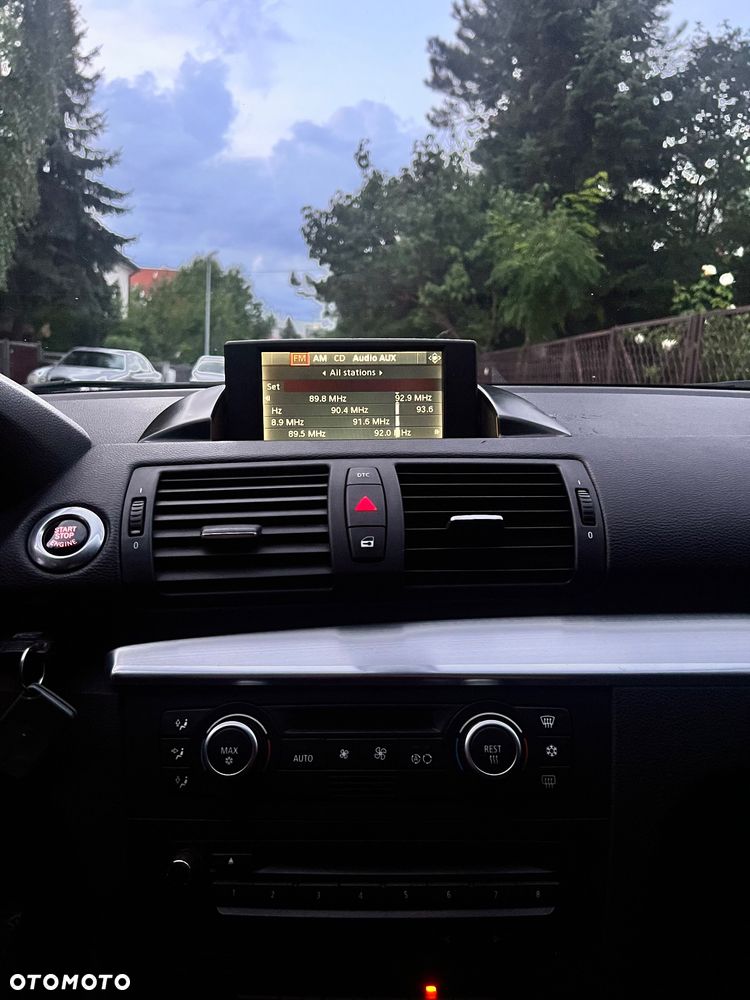 BMW Seria 1 120d - 12