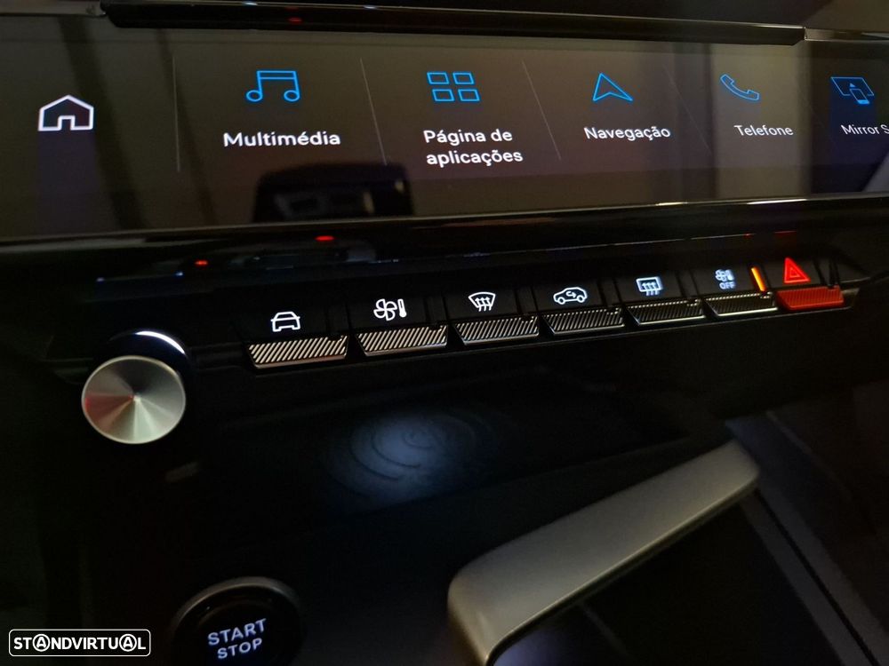 Peugeot e-308 58 kWh Allure - 23