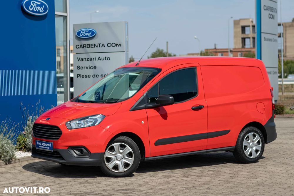 Ford Transit Courier Van - 4