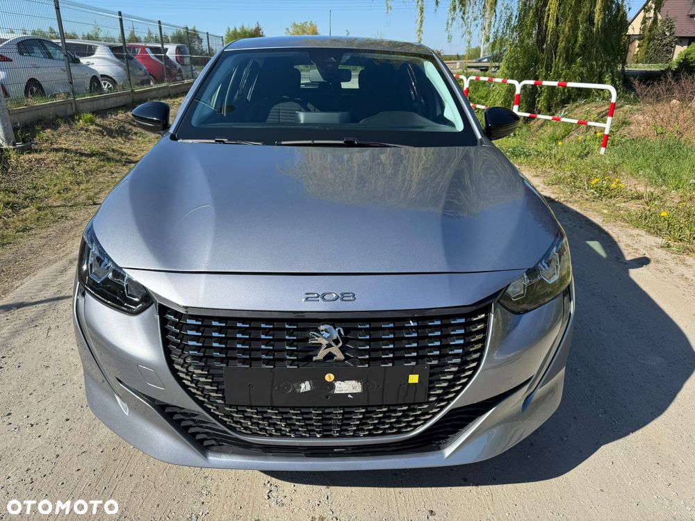 Peugeot 208 - 13