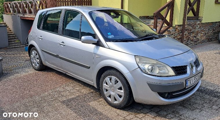 Renault Scenic 1.9 dCi FAP Avantage - 3