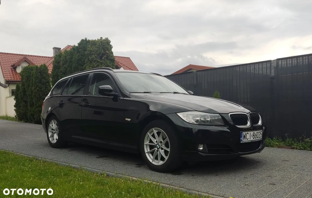 BMW Seria 3 318i - 8