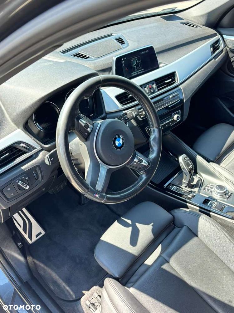 BMW X1 xDrive18d - 10