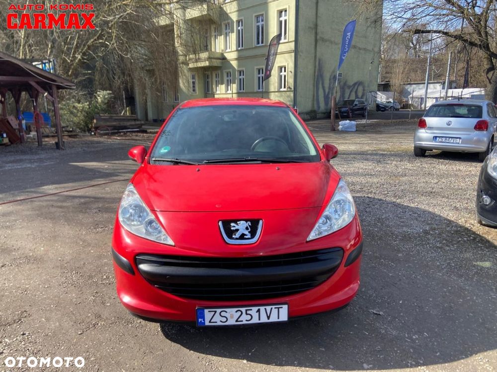 Peugeot 207 - 12