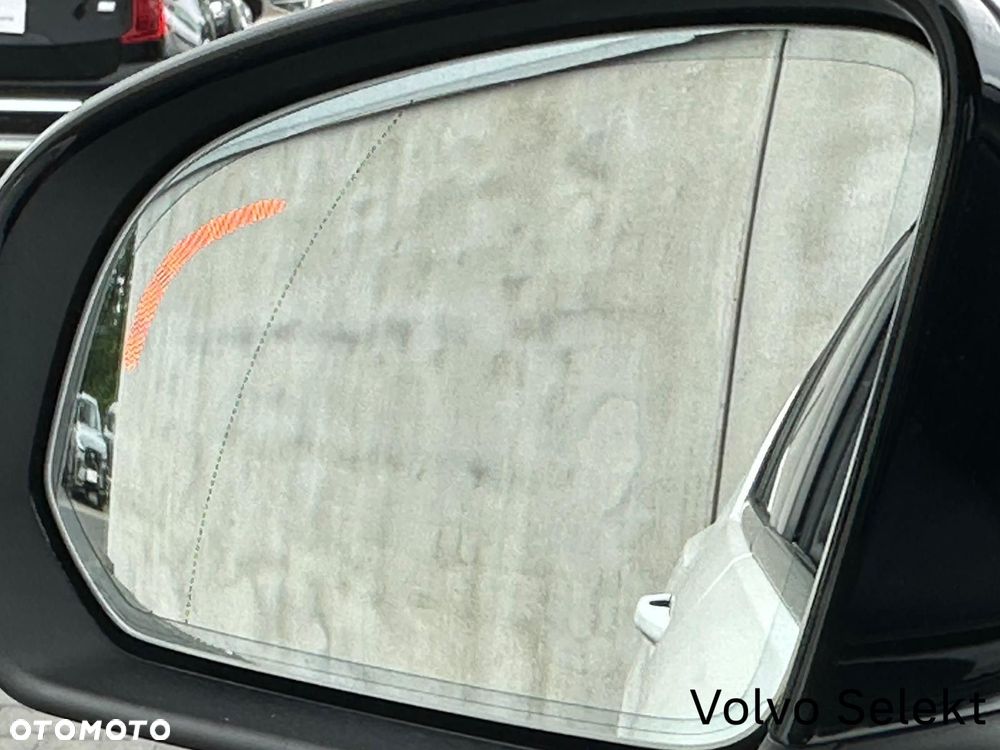 Volvo XC 40 - 18