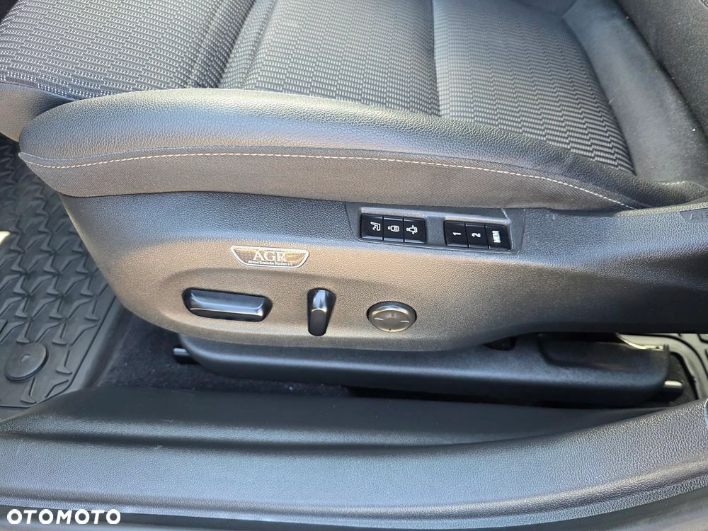 Opel Insignia 2.0 CDTI Business Elegance S&S - 18