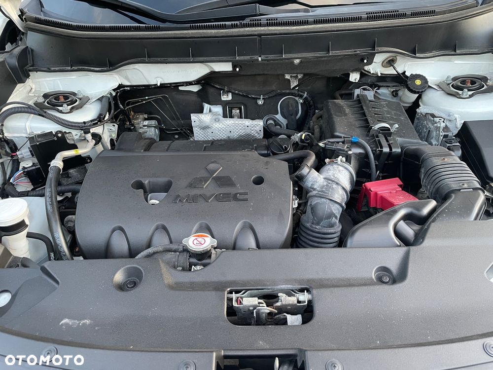 Mitsubishi ASX 2.0 2WD CVT Spirit+ - 16