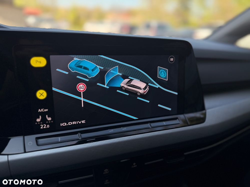 Volkswagen Golf Variant 2.0 TDI SCR DSG Life - 35