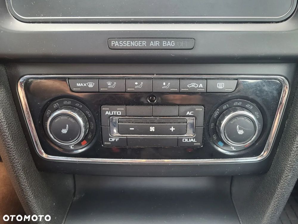 Skoda Superb 1.6 TDI GreenLine - 16