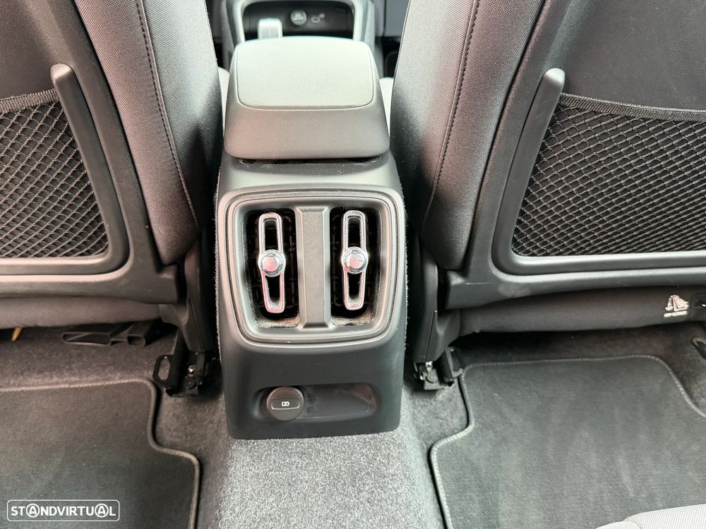 Volvo C40 Recharge 69 kWh Single Motor RWD Plus - 17