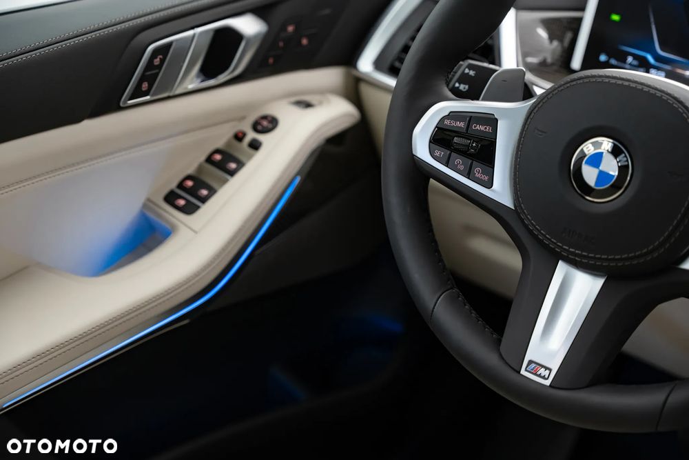 BMW X5 xDrive40d mHEV - 31