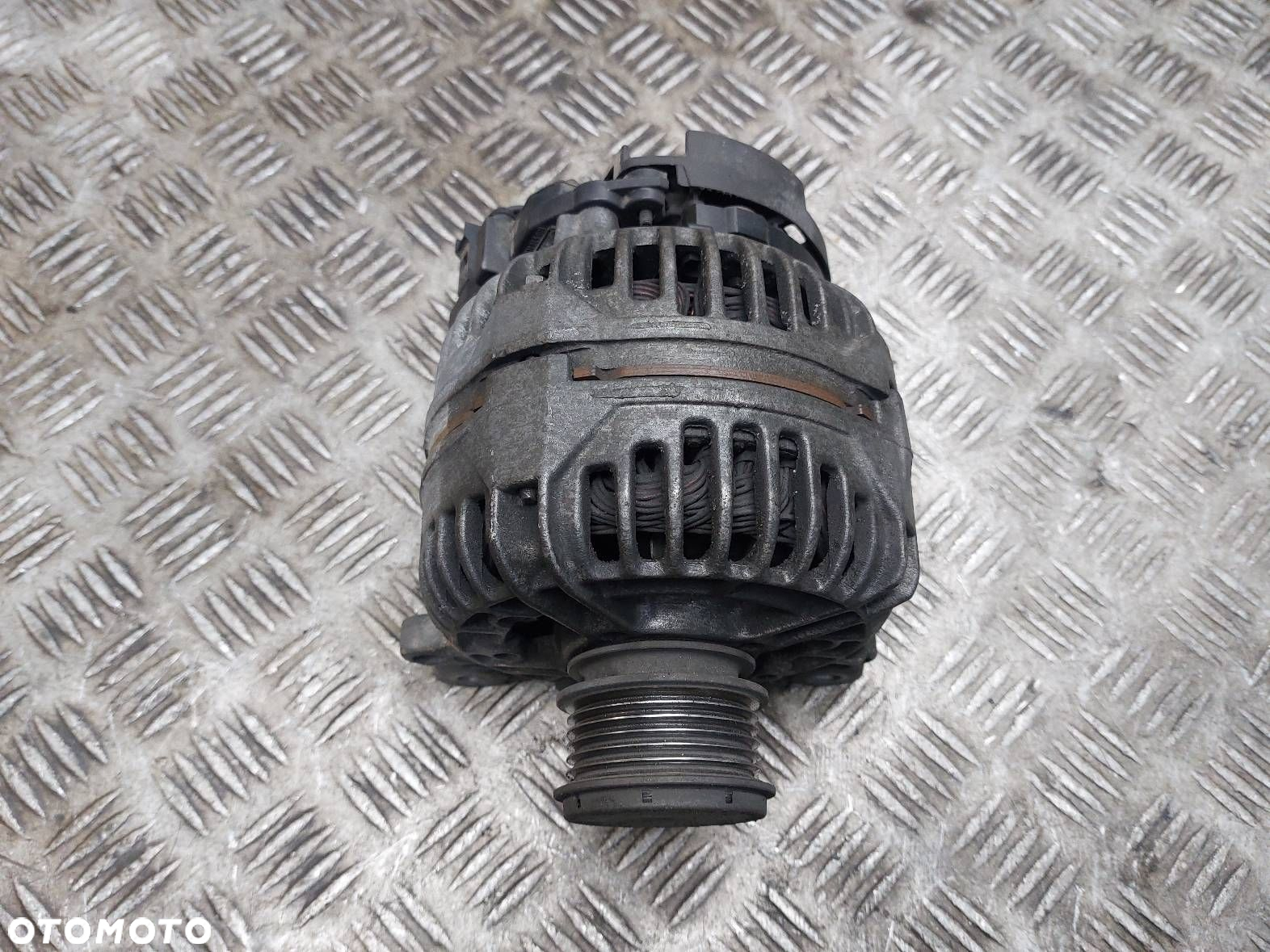 ALTERNATOR VOLKSWAGEN GOLF IV 1.9 TDI 028903028E - 2