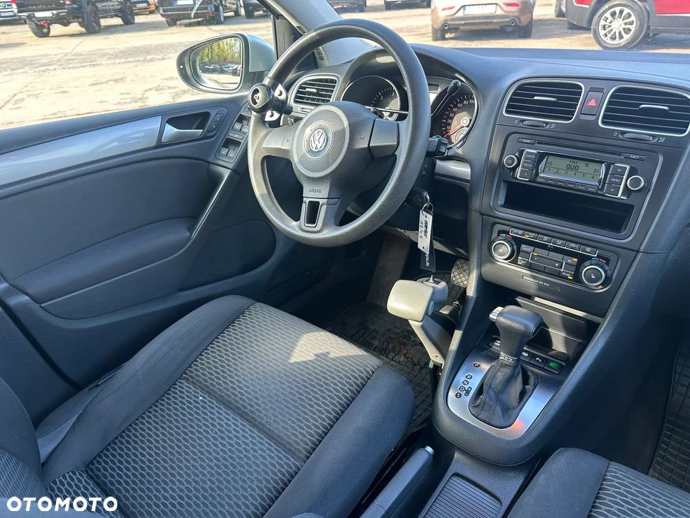 Volkswagen Golf - 9